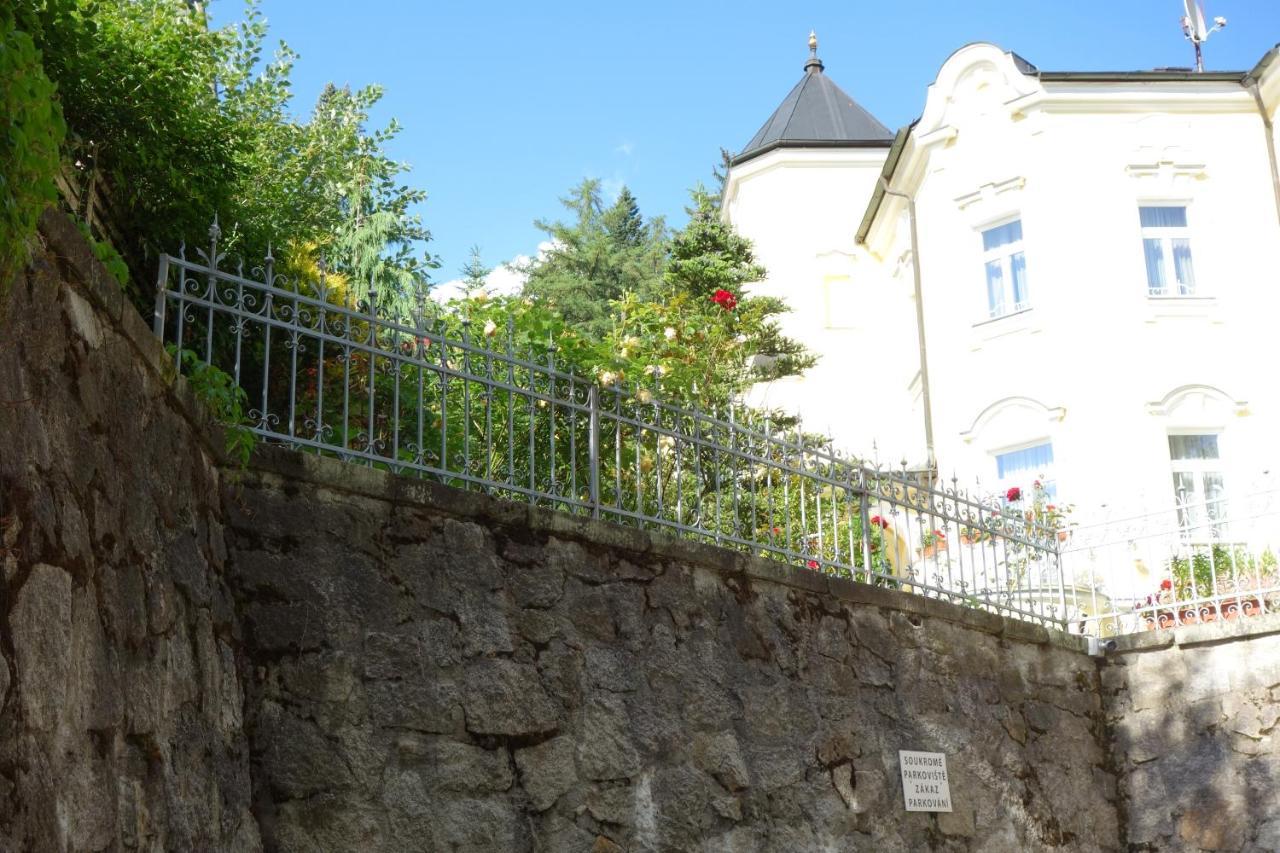 Villa Sonnenstrahl Mariánské Lázně Екстериор снимка