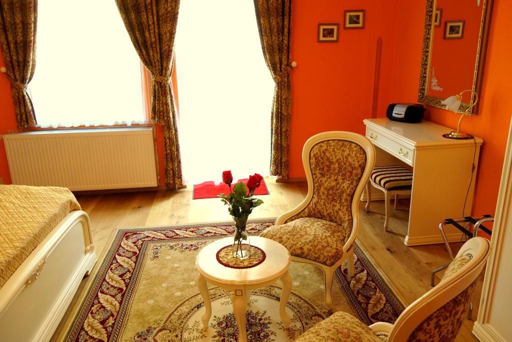 Villa Sonnenstrahl Mariánské Lázně Екстериор снимка